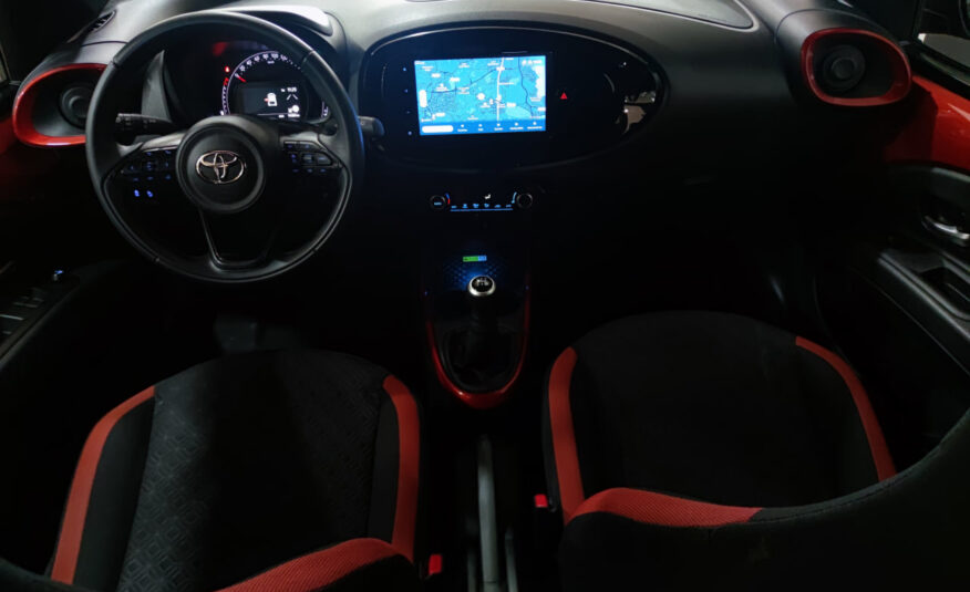 TOYOTA AYGO X CROSS CABRIOLET