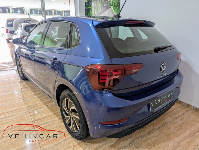 VOLKSWAGEN POLO ADVANCE