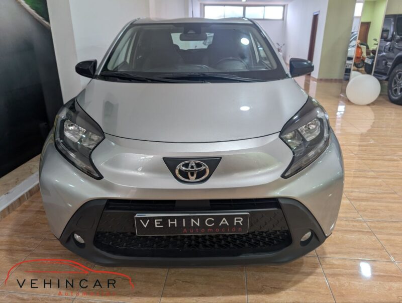 TOYOTA AYGO X 1.0 xplay 5p.