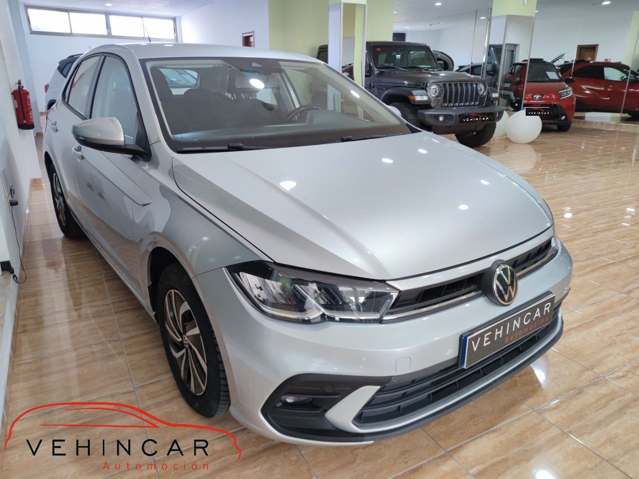 VOLKSWAGEN POLO ADVANCE