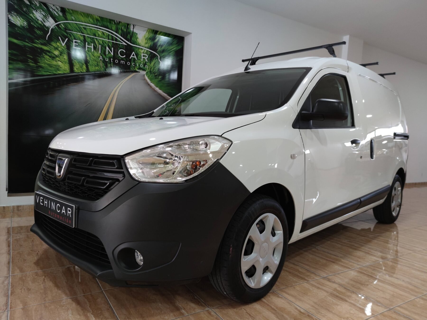 DACIA DOKKER Essential 