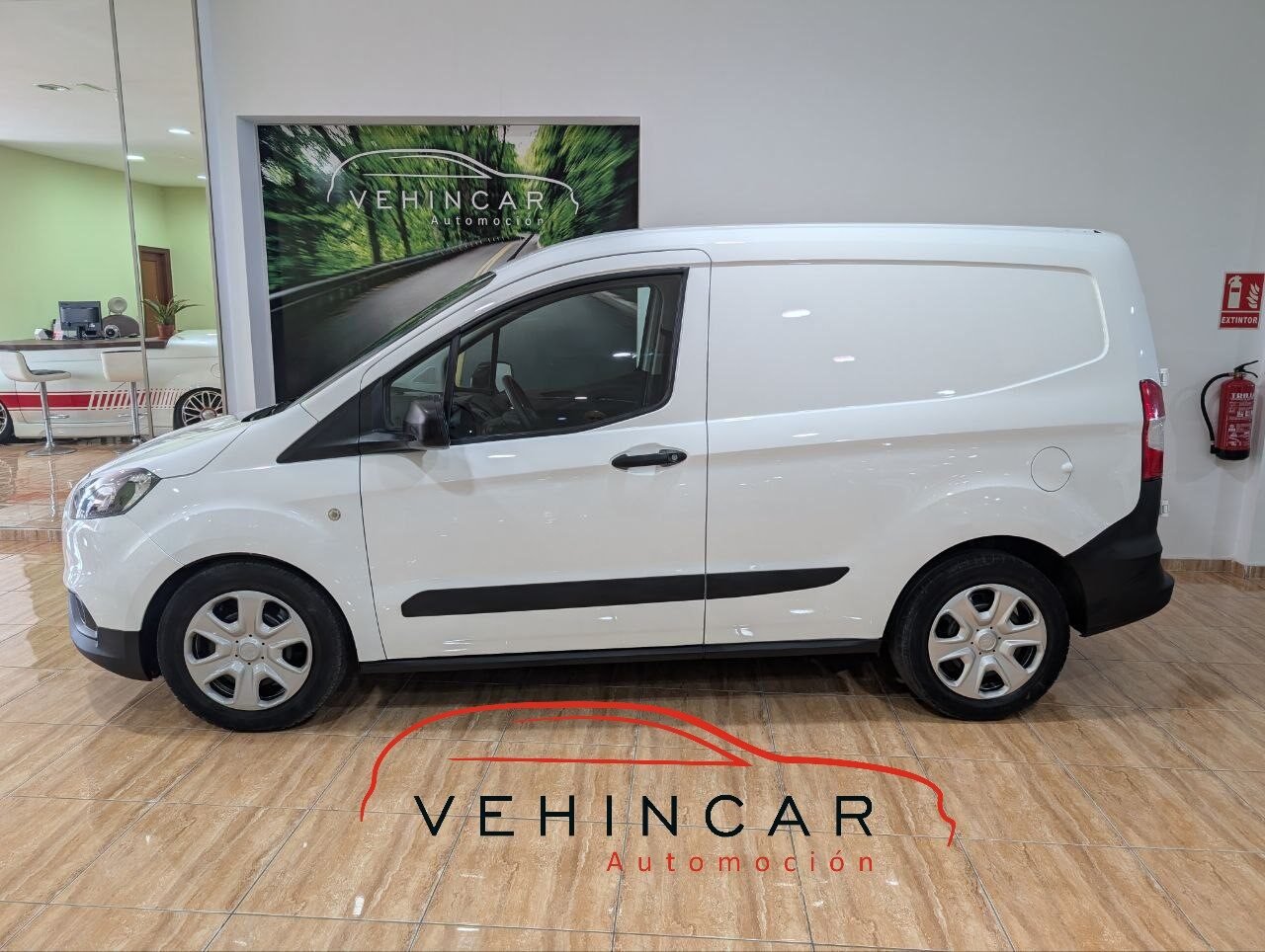 FORD TRANSIT COURIER