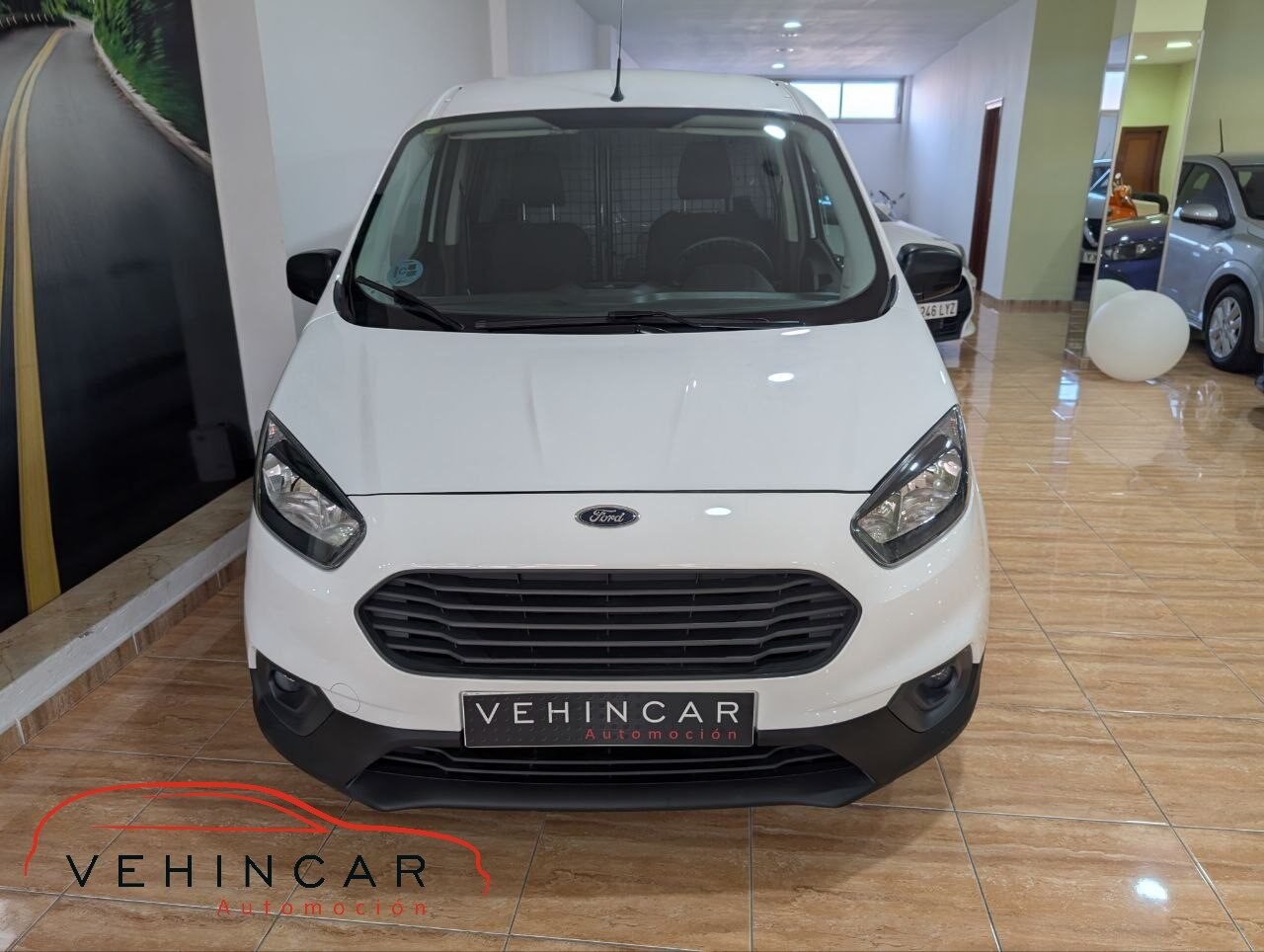 FORD TRANSIT COURIER