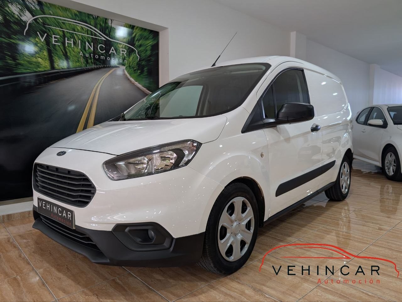FORD TRANSIT COURIER