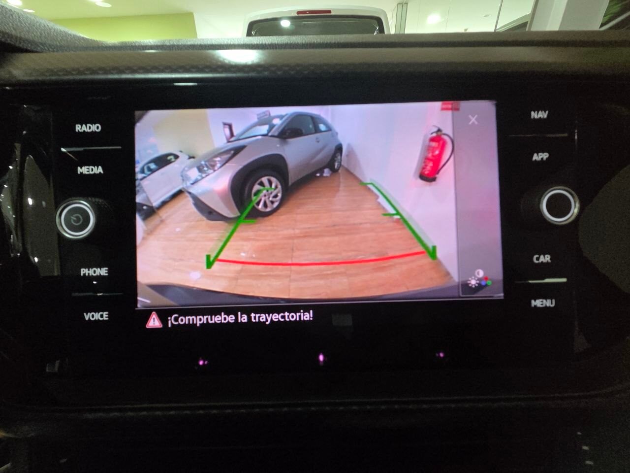 VOLKSWAGEN T-CROS ADVANCE