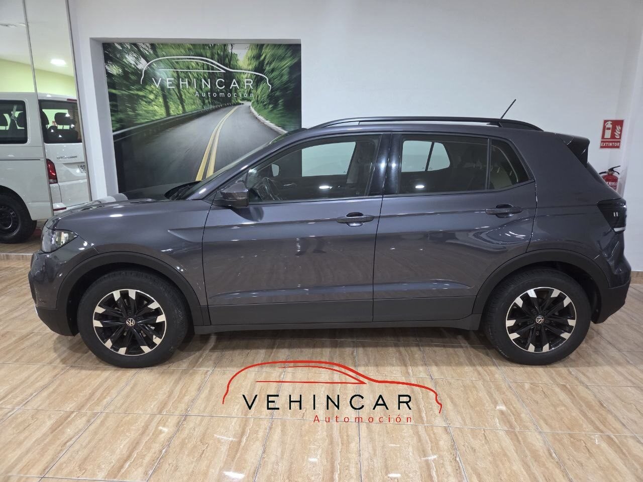 VOLKSWAGEN T-CROS ADVANCE