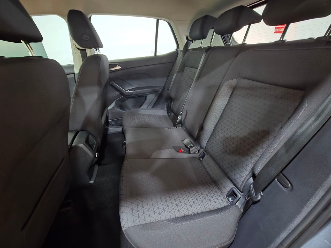 VOLKSWAGEN T-CROS ADVANCE