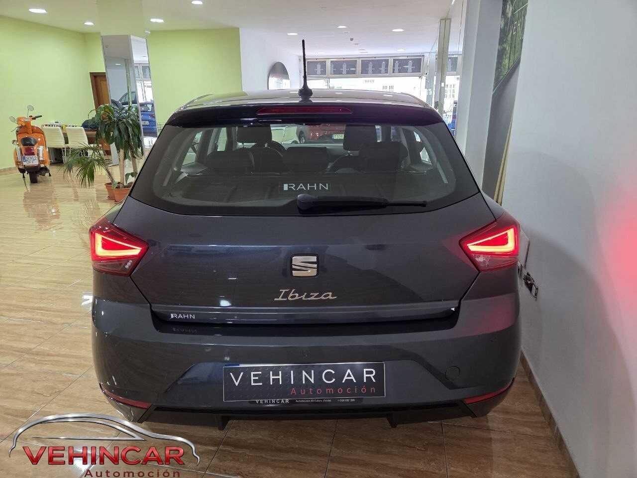 SEAT IBIZA